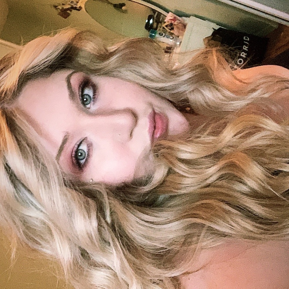 Meet your Posher, Savanna